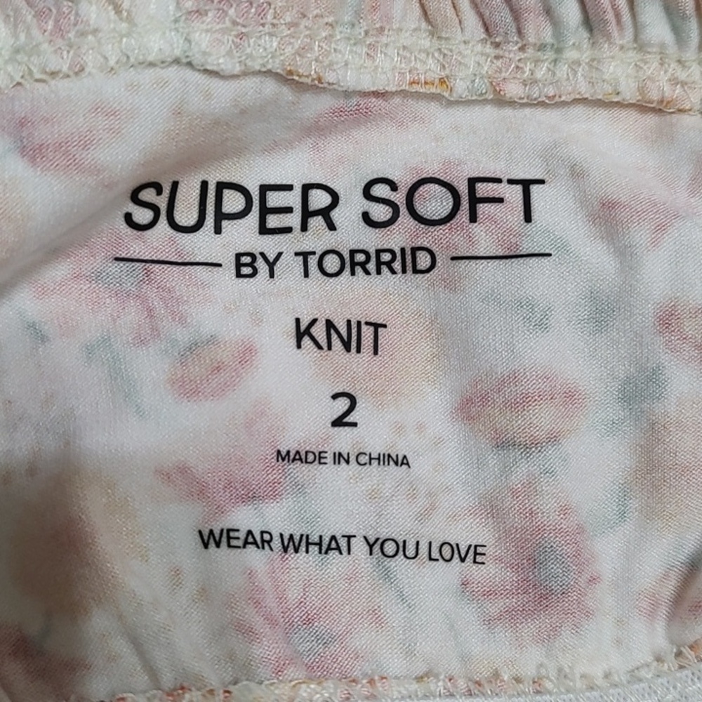 Torrid Super Soft Sweetheart Ruched Babydoll Top Size 2 - Picture 8 of 9